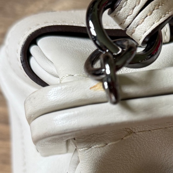 GUC - Coach Soho Kisslock Frame Satchel Handbag - 8A12 - Picture 13 of 16